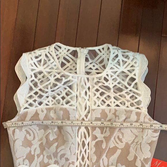 ML Monique Lhuillier Arabella Floral Lace Dress 4 - Picture 9 of 16